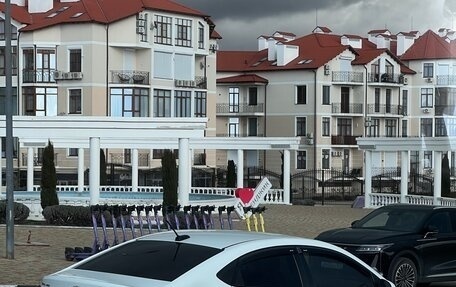 Hyundai Solaris II рестайлинг, 2017 год, 1 350 000 рублей, 1 фотография