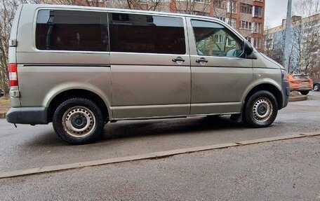 Volkswagen Caravelle T5, 2011 год, 1 100 000 рублей, 20 фотография