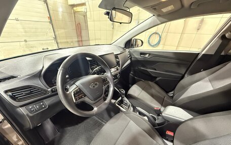 Hyundai Solaris II рестайлинг, 2022 год, 1 750 000 рублей, 12 фотография