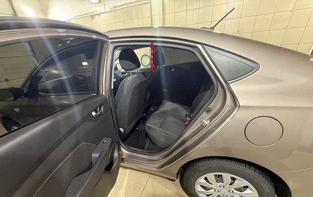 Hyundai Solaris II рестайлинг, 2022 год, 1 750 000 рублей, 11 фотография