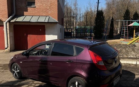 Hyundai Solaris II рестайлинг, 2011 год, 420 000 рублей, 5 фотография