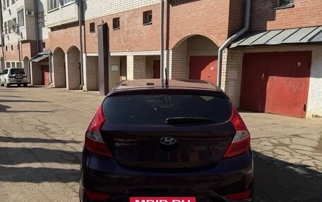 Hyundai Solaris II рестайлинг, 2011 год, 420 000 рублей, 6 фотография