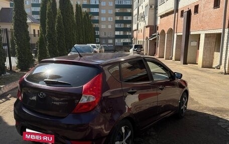 Hyundai Solaris II рестайлинг, 2011 год, 420 000 рублей, 4 фотография