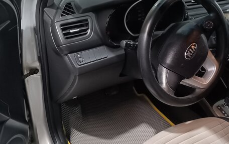 KIA Rio III рестайлинг, 2013 год, 790 000 рублей, 7 фотография