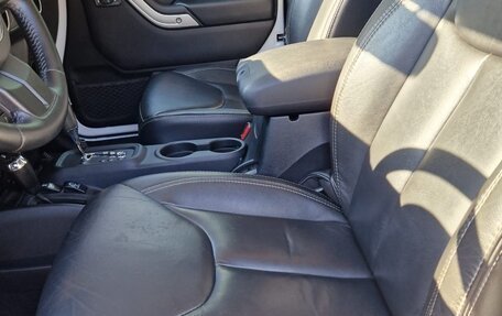 Jeep Wrangler, 2014 год, 4 250 000 рублей, 9 фотография