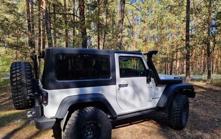 Jeep Wrangler, 2014 год, 4 250 000 рублей, 13 фотография