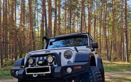 Jeep Wrangler, 2014 год, 4 250 000 рублей, 27 фотография