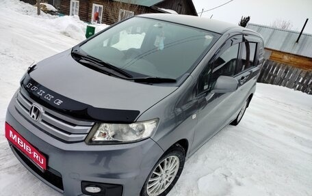 Honda Freed I, 2010 год, 1 098 000 рублей, 2 фотография