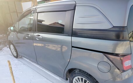 Honda Freed I, 2010 год, 1 098 000 рублей, 38 фотография