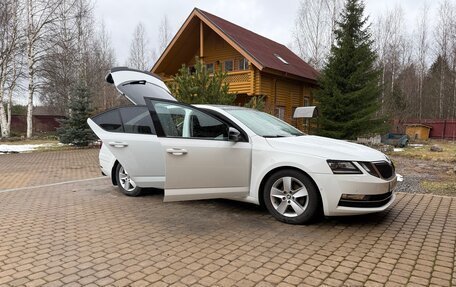 Skoda Octavia, 2017 год, 2 100 000 рублей, 24 фотография
