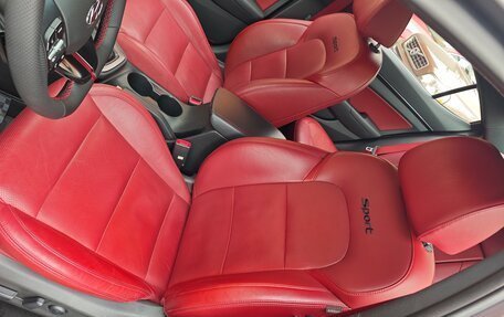 Hyundai Avante, 2019 год, 2 050 000 рублей, 10 фотография