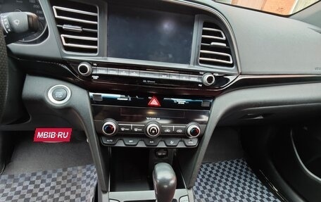 Hyundai Avante, 2019 год, 2 050 000 рублей, 13 фотография