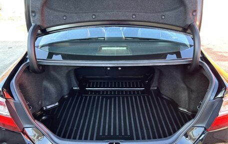 Toyota Camry, 2018 год, 2 600 000 рублей, 9 фотография