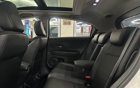 Honda Vezel, 2020 год, 1 680 000 рублей, 8 фотография