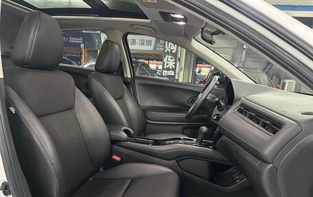 Honda Vezel, 2020 год, 1 680 000 рублей, 9 фотография