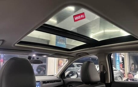 Honda Vezel, 2020 год, 1 680 000 рублей, 10 фотография