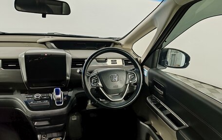 Honda Freed II, 2017 год, 1 275 000 рублей, 10 фотография