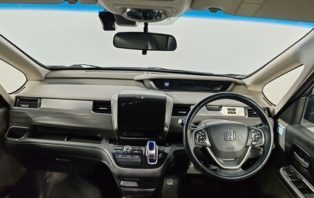 Honda Freed II, 2017 год, 1 275 000 рублей, 13 фотография