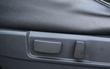 Mitsubishi Outlander III рестайлинг 3, 2016 год, 1 995 000 рублей, 23 фотография