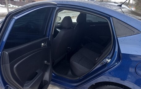 Hyundai Solaris II рестайлинг, 2016 год, 1 075 000 рублей, 6 фотография