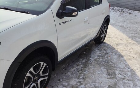 Renault Sandero II рестайлинг, 2020 год, 1 180 000 рублей, 5 фотография