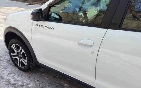 Renault Sandero II рестайлинг, 2020 год, 1 180 000 рублей, 7 фотография