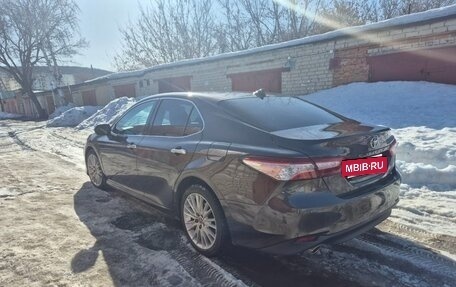 Toyota Camry, 2018 год, 3 050 000 рублей, 26 фотография