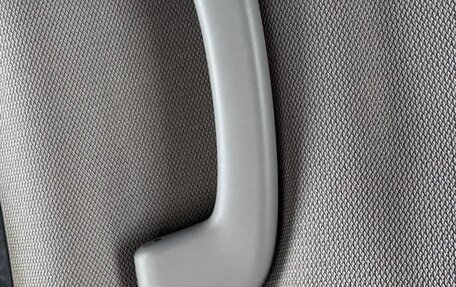 BMW 3 серия, 2018 год, 1 950 000 рублей, 15 фотография