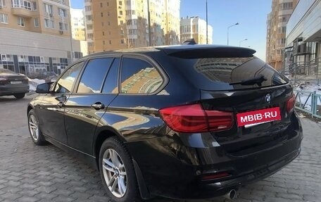 BMW 3 серия, 2018 год, 1 950 000 рублей, 4 фотография