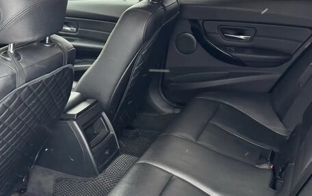 BMW 3 серия, 2018 год, 1 950 000 рублей, 22 фотография