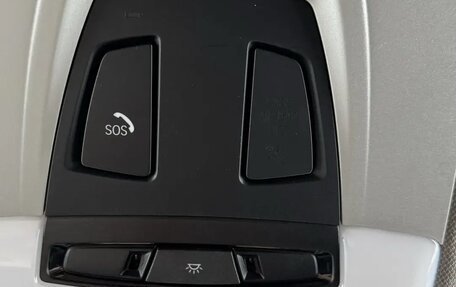 BMW 3 серия, 2018 год, 1 950 000 рублей, 29 фотография