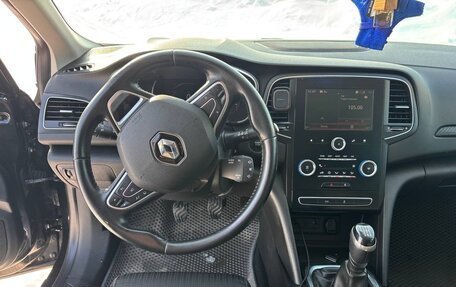 Renault Megane IV, 2018 год, 1 410 000 рублей, 2 фотография