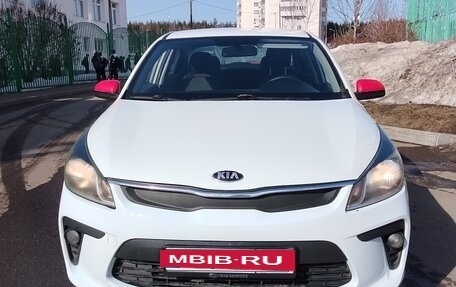 KIA Rio IV, 2019 год, 1 000 000 рублей, 2 фотография