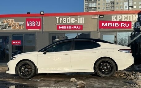 Toyota Camry, 2018 год, 2 400 000 рублей, 7 фотография