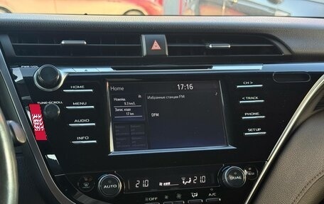 Toyota Camry, 2018 год, 2 400 000 рублей, 23 фотография