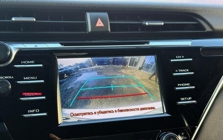 Toyota Camry, 2018 год, 2 400 000 рублей, 22 фотография