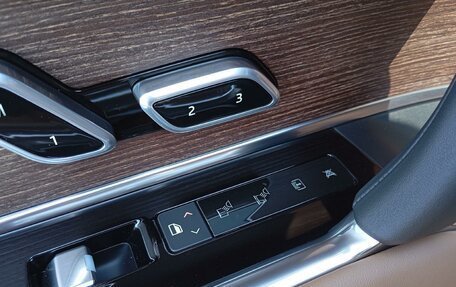 Land Rover Range Rover IV рестайлинг, 2022 год, 20 500 000 рублей, 17 фотография