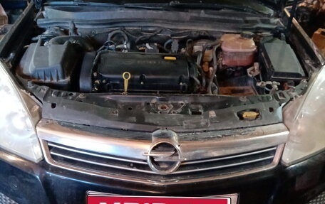 Opel Astra H, 2011 год, 600 000 рублей, 1 фотография