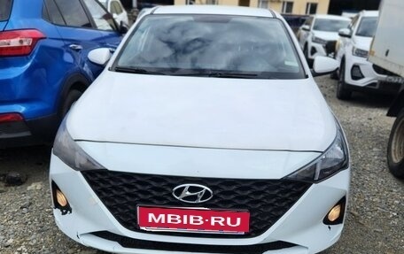Hyundai Solaris II рестайлинг, 2022 год, 1 200 000 рублей, 1 фотография