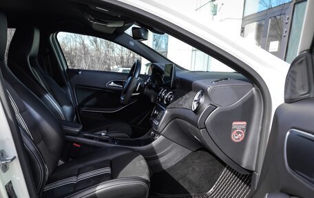 Mercedes-Benz GLA, 2017 год, 2 990 000 рублей, 15 фотография