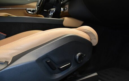 Volvo XC90 II рестайлинг, 2018 год, 3 359 000 рублей, 12 фотография