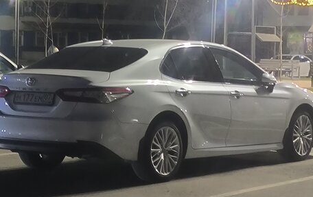 Toyota Camry, 2019 год, 2 980 000 рублей, 4 фотография