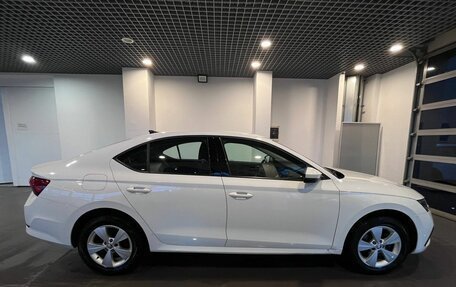 Skoda Octavia IV, 2021 год, 2 450 000 рублей, 2 фотография