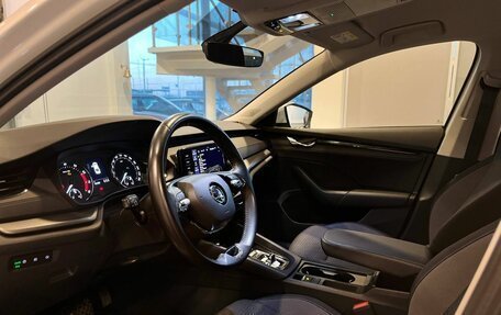 Skoda Octavia IV, 2021 год, 2 450 000 рублей, 21 фотография