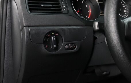 Volkswagen Jetta VI, 2015 год, 1 089 000 рублей, 11 фотография