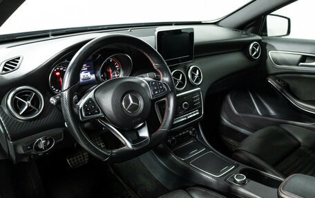 Mercedes-Benz A-Класс, 2016 год, 1 759 700 рублей, 11 фотография