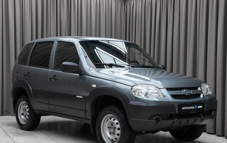 Chevrolet Niva I рестайлинг, 2015 год, 699 000 рублей, 3 фотография