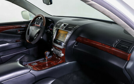 Lexus LS IV, 2012 год, 1 890 000 рублей, 11 фотография