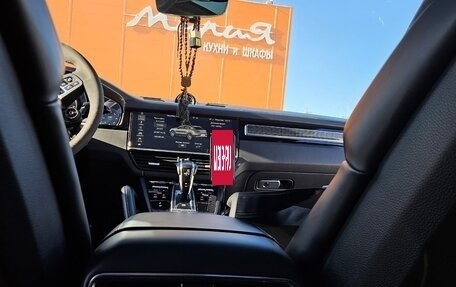 Porsche Cayenne III, 2019 год, 17 300 000 рублей, 12 фотография