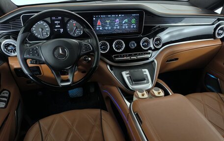 Mercedes-Benz Vito, 2024 год, 9 500 000 рублей, 15 фотография